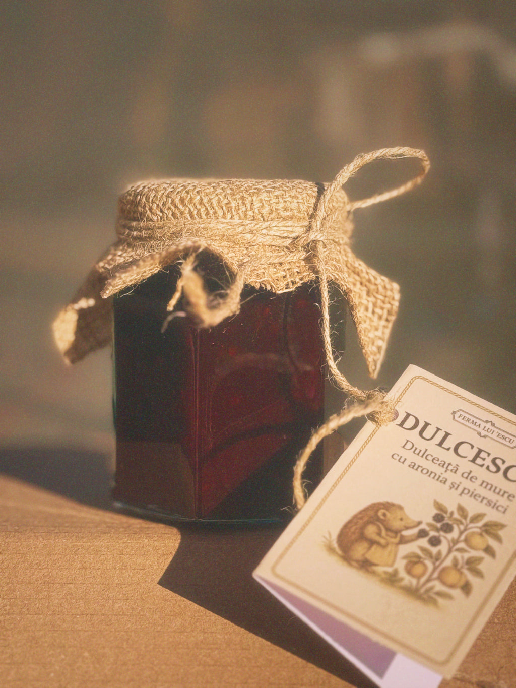 Dulceață de mure cu aronia și piersici